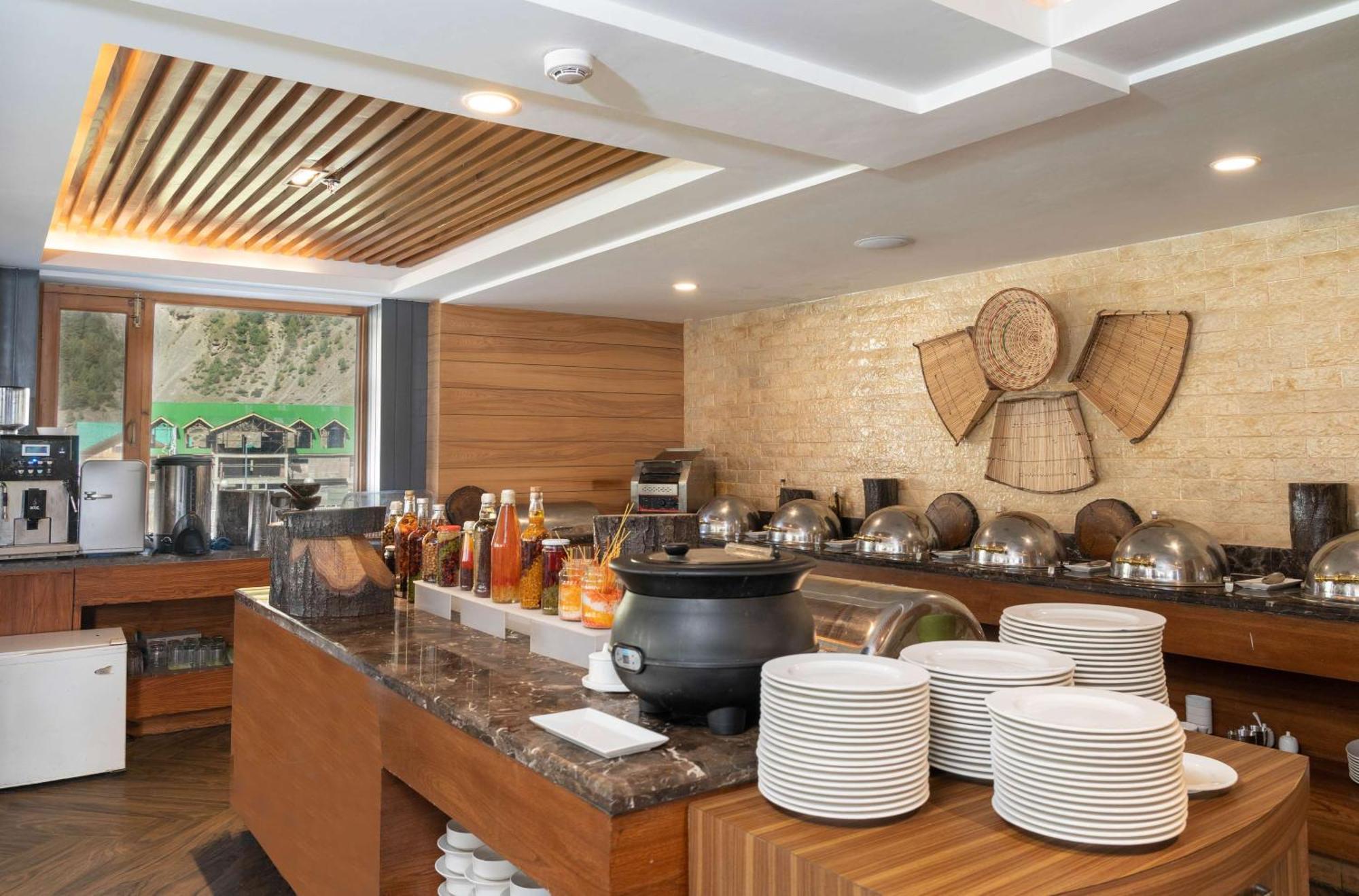 Country Inn Suites By Radisson Sonāmarg Exterior foto