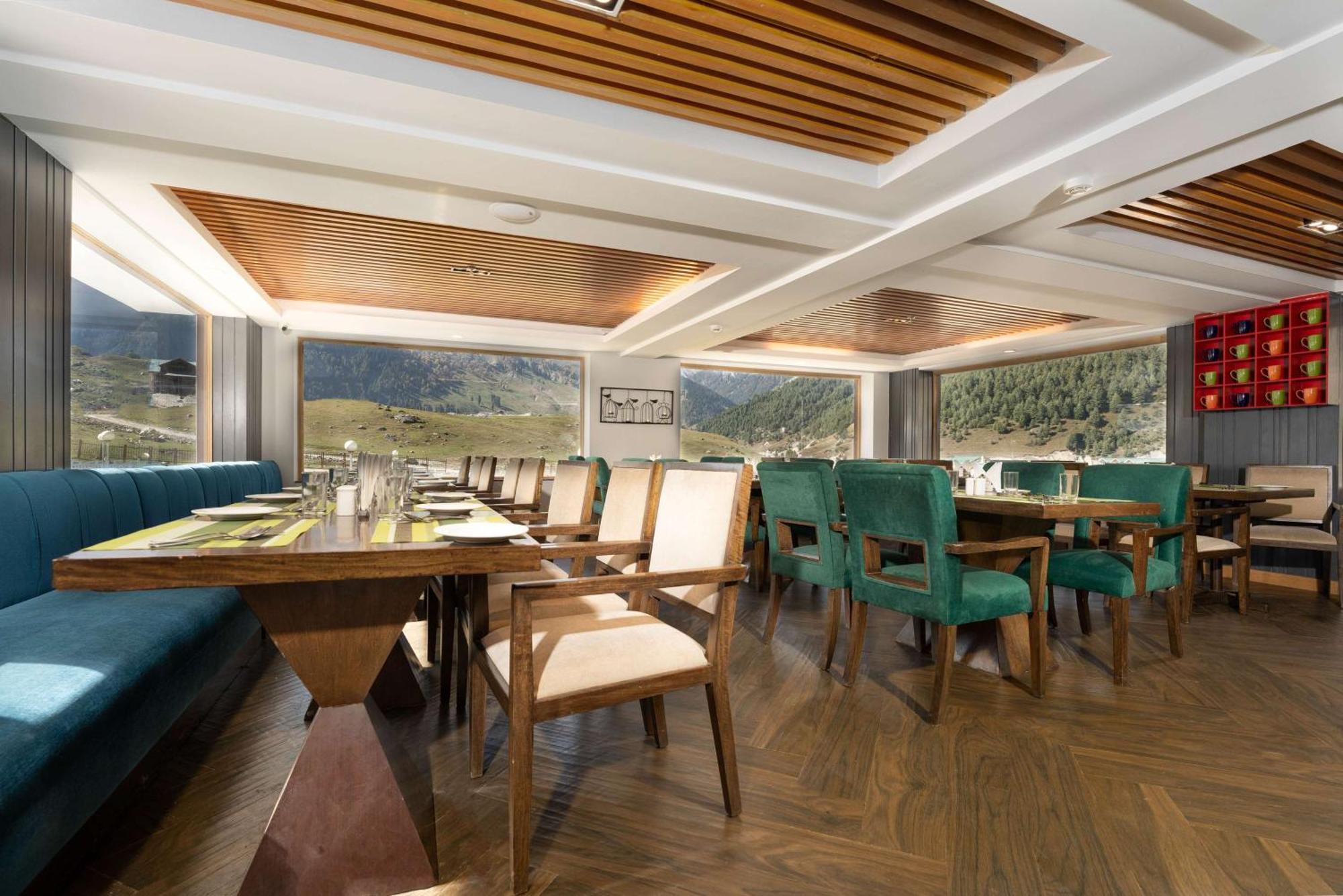 Country Inn Suites By Radisson Sonāmarg Exterior foto